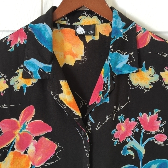 First Option 90's Vintage Colorful Floral Short Sleeve Button Down Top Black M - Picture 2 of 11